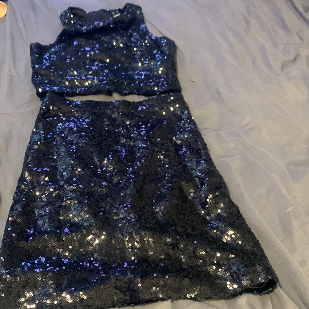 SEQUINS SKIRT SET